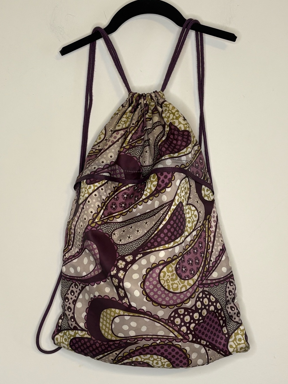 thirty-one Purple and Gray Paisley and Floral Print Drawstring Bag